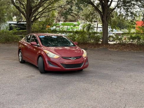 Used 2016 Hyundai Elantra SE FWD image 3
