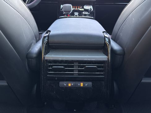 Used 2023 Land Rover Range Rover Sport SE Dynamic image 28