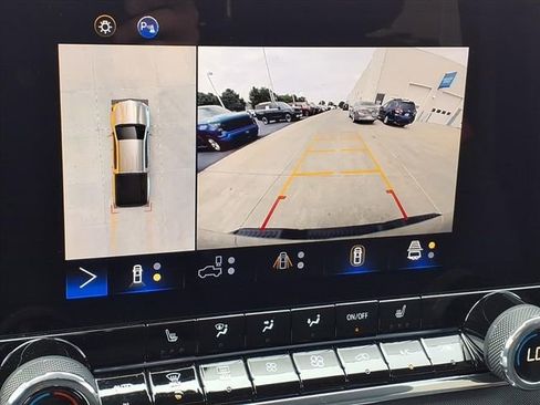Certified 2024 Chevrolet Colorado Z71 w/ Z71 Convenience Package 2 AWD/4WD image 18