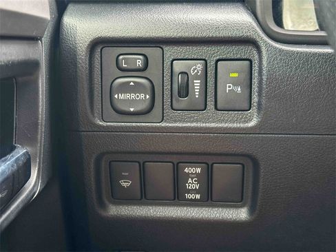 Used 2018 Toyota 4Runner Limited image 36