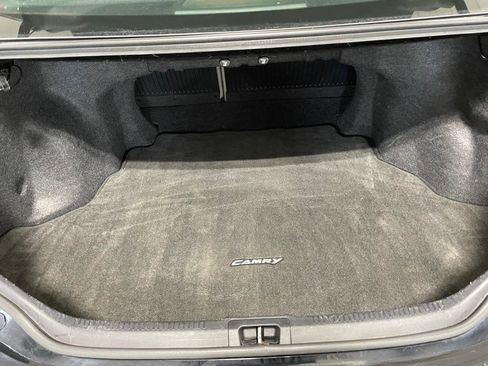 Used 2014 Toyota Camry LE FWD image 16