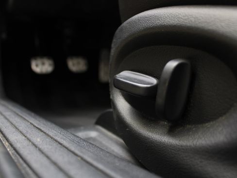 Used 2006 Pontiac GTO image 37