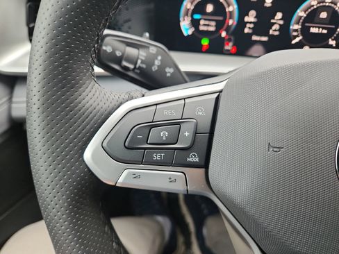 New 2026 Volkswagen Tiguan SE R-Line image 20