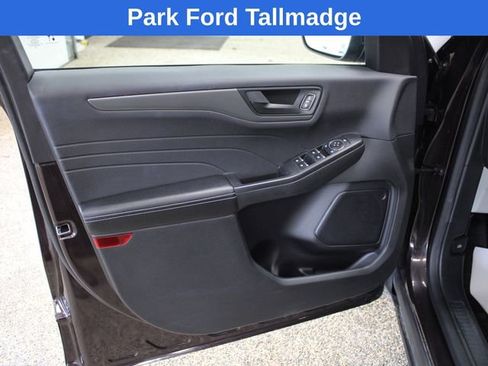 Used 2023 Ford Escape Active w/ Cold Weather Package image 11