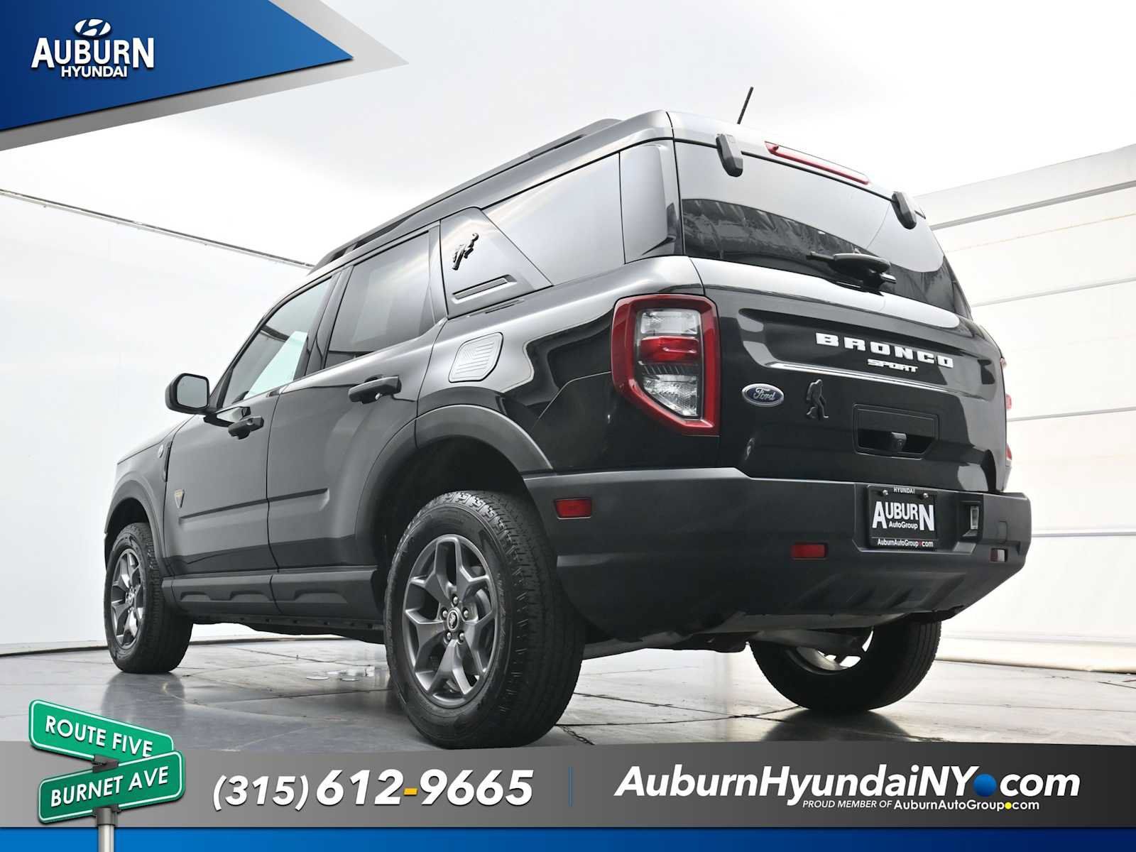 Used 2023 Ford Bronco Sport Badlands AWD/4WD image 19