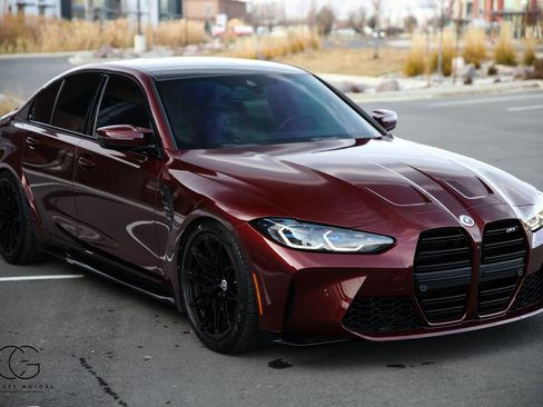 Used 2023 BMW M3 Sedan w/ Executive Package image 21