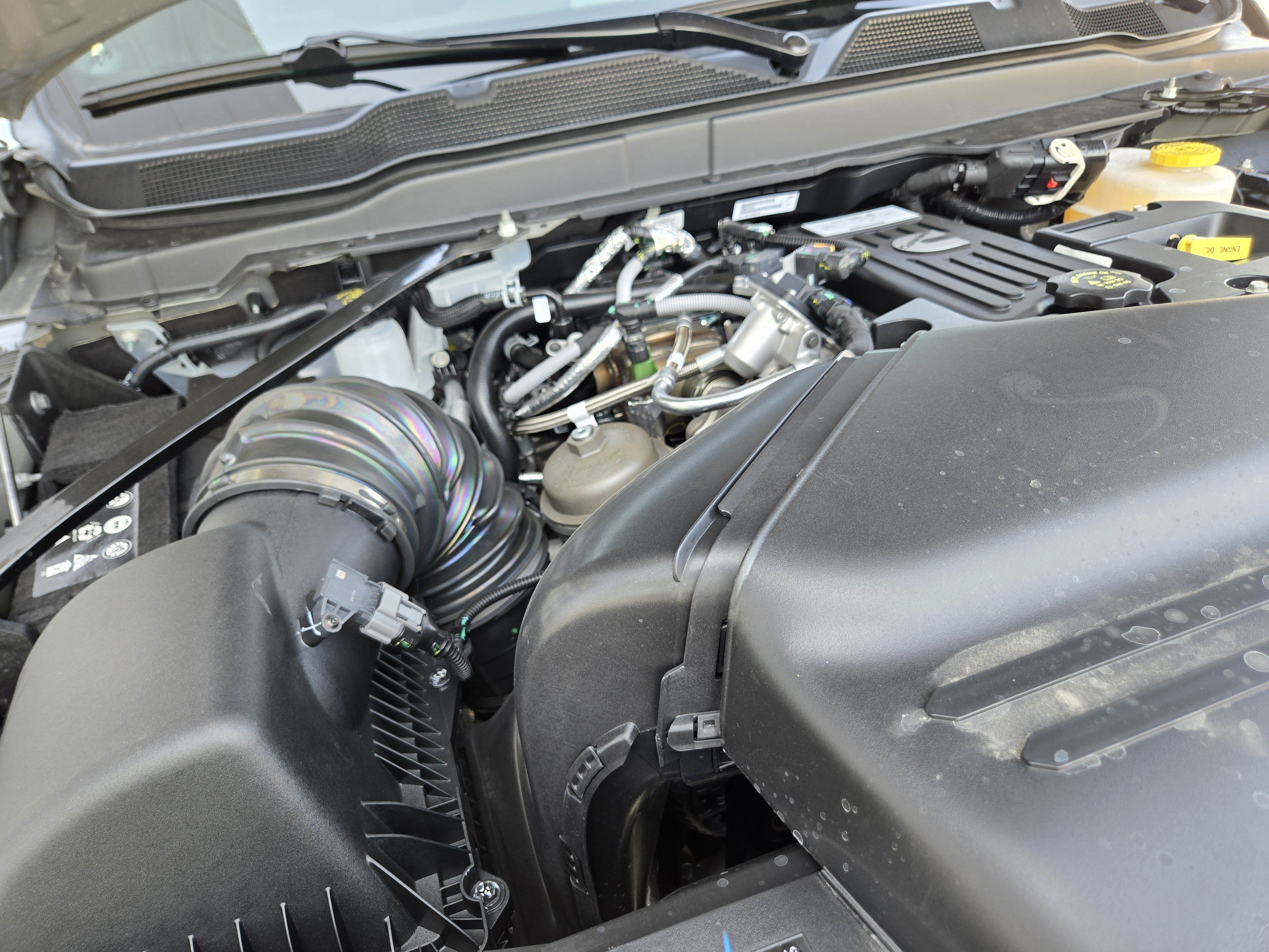New 2026 RAM 2500 Laramie AWD/4WD image 23