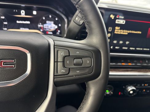 Used 2023 GMC Sierra 1500 Elevation image 19