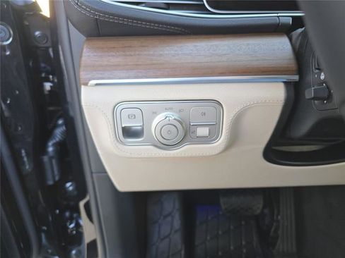 New 2026 Mercedes-Benz GLE 450 4MATIC image 35
