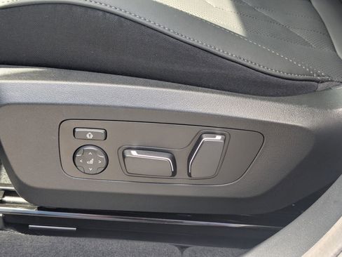 New 2025 BMW X3 xDrive30i w/ Premium Package image 15