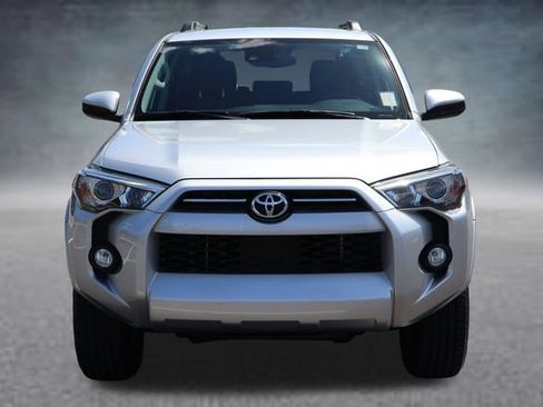 Used 2020 Toyota 4Runner SR5 AWD/4WD image 24