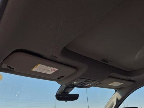 Used 2022 GMC Sierra 2500 Denali w/ Denali Ultimate Package AWD/4WD image 10