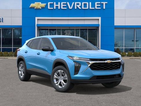 New 2026 Chevrolet Trax LS FWD image 7