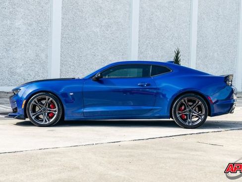 Used 2019 Chevrolet Camaro SS image 55