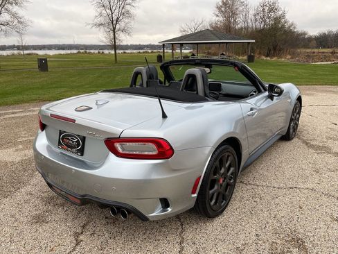 Used 2018 FIAT 124 Spider Abarth w/ Convenience Group image 5