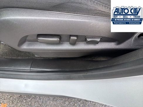 Used 2017 GMC Terrain SLE w/ Convenience Package FWD image 19