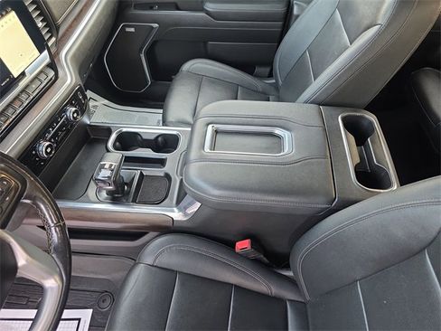 Used 2022 GMC Sierra 1500 SLT w/ SLT Convenience Package image 21