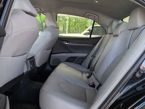 Used 2024 Toyota Camry XSE image 6