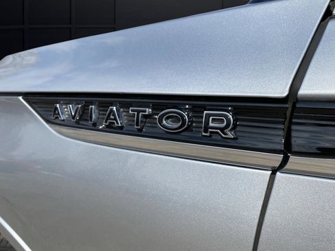 Used 2023 Lincoln Aviator Black Label w/ Dynamic Handling Package AWD/4WD image 50