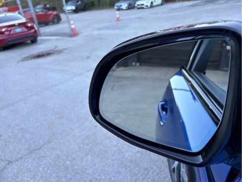 Used 2020 BMW X6 M50i image 21