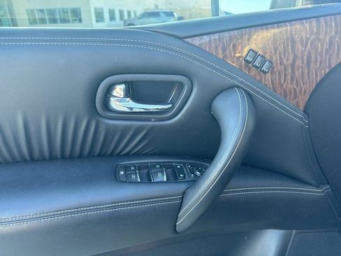 Used 2019 Nissan Armada SL w/ Premium Package image 18