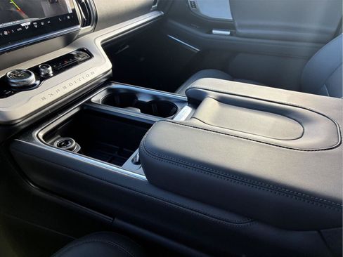 New 2026 Ford Expedition Max Active AWD/4WD image 27