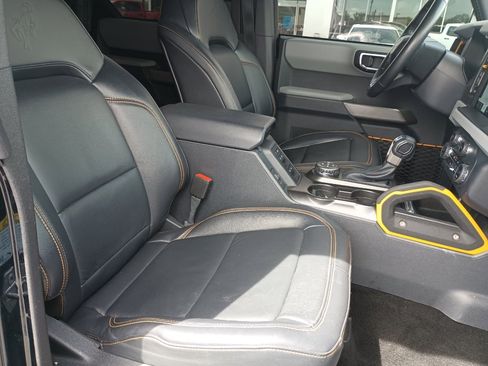 Used 2023 Ford Bronco Badlands w/ Sasquatch Package AWD/4WD image 29