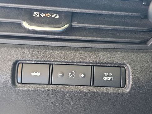 Used 2023 Nissan Altima 2.5 SR image 17