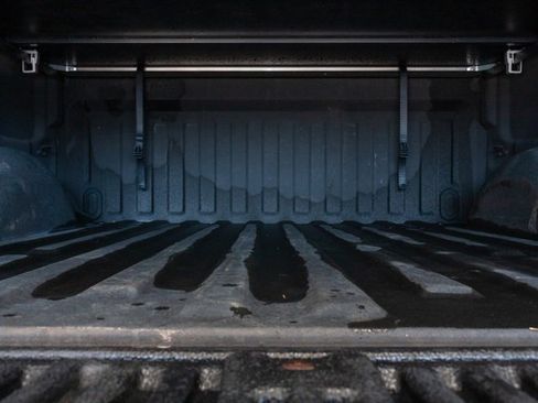 Used 2014 Ford F150 Lariat w/ Lariat Chrome Package image 8