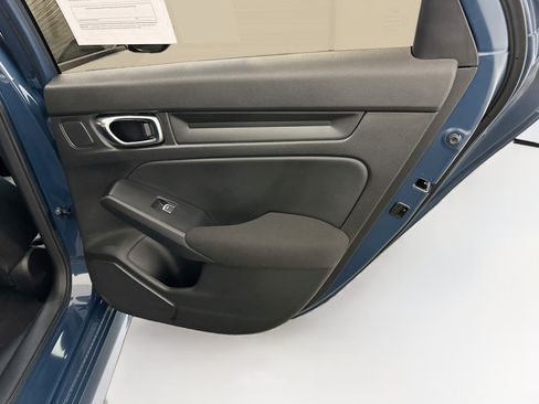 Used 2025 Honda Civic Sport image 30