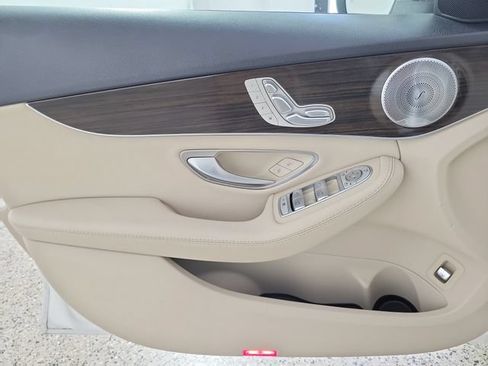 Used 2019 Mercedes-Benz C 300 Sedan image 22