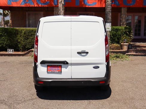 Used 2019 Ford Transit Connect XL image 7