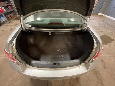 Used 2011 Honda Accord EX-L image 23