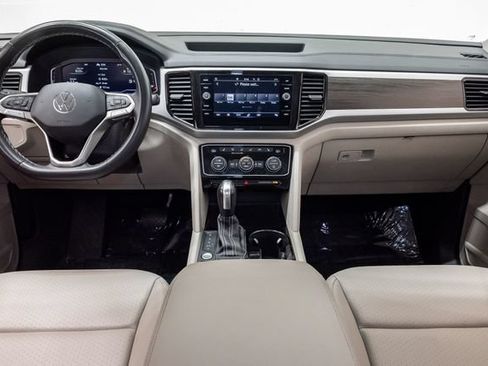 Used 2022 Volkswagen Atlas SE FWD image 25