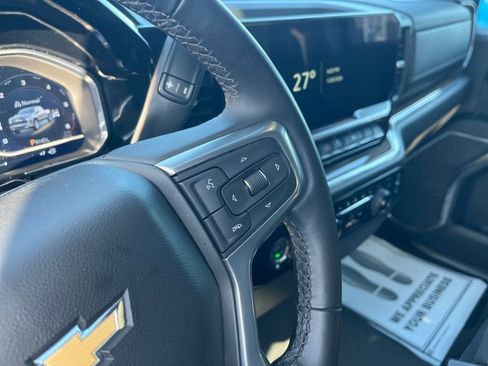 Used 2024 Chevrolet Silverado 1500 LT image 12