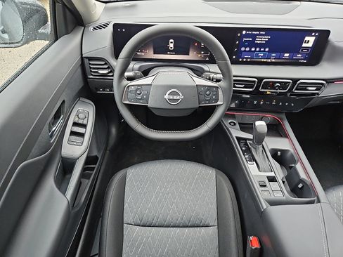 New 2026 Nissan Sentra SV FWD image 8