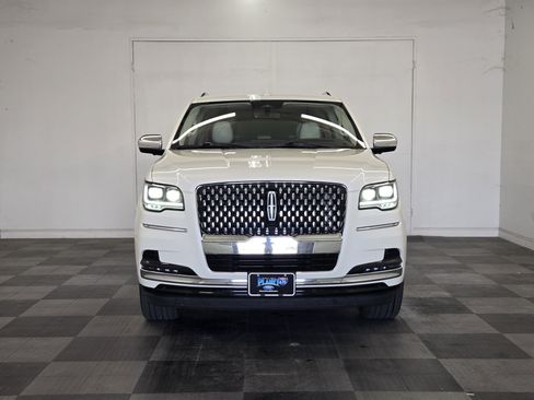 Used 2024 Lincoln Navigator L Black Label AWD/4WD image 3