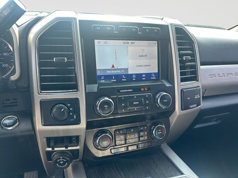 Used 2020 Ford F350 Lariat w/ Lariat Ultimate Package AWD/4WD image 18