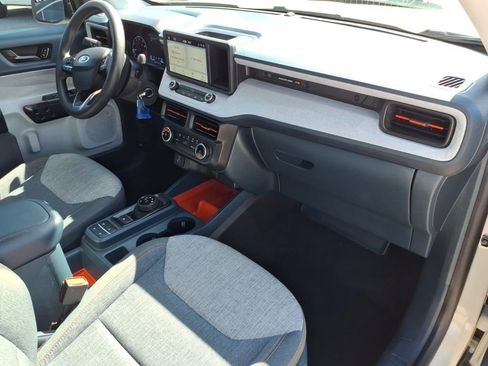 Certified 2024 Ford Maverick XLT FWD image 5