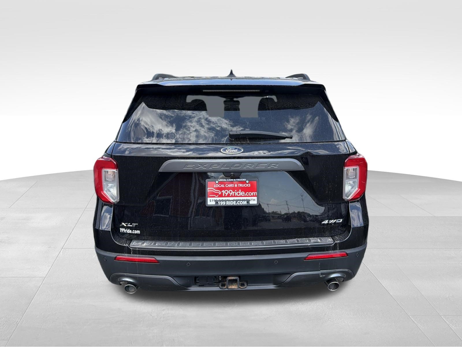 Used 2022 Ford Explorer XLT w/ XLT Sport Appearance Package AWD/4WD image 5