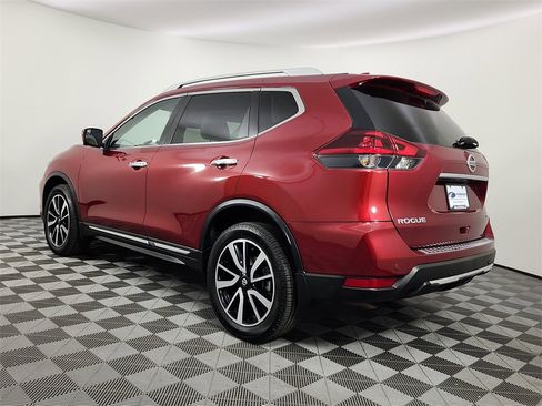 Used 2020 Nissan Rogue SL w/ Premium Package image 3