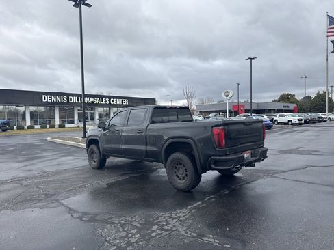 Used 2024 GMC Sierra 1500 AT4 w/ Technology Package image 3