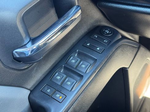 Used 2018 Chevrolet Silverado 1500 Custom w/ Trailering Package image 21