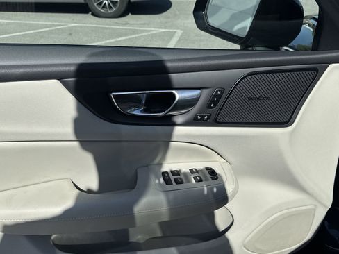 Used 2023 Volvo S60 B5 Plus w/ Climate Package image 23