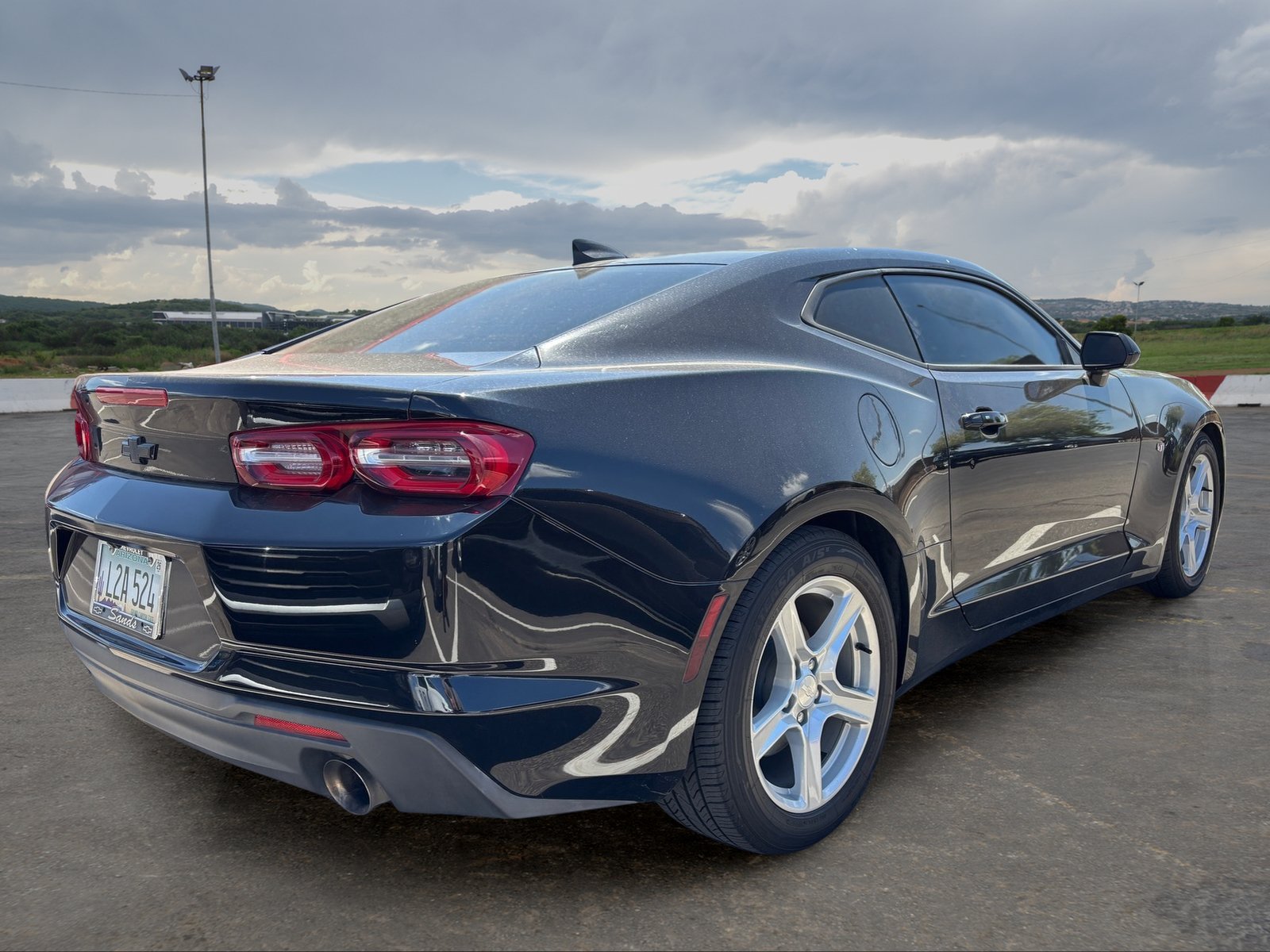 Used 2023 Chevrolet Camaro LT RWD image 3