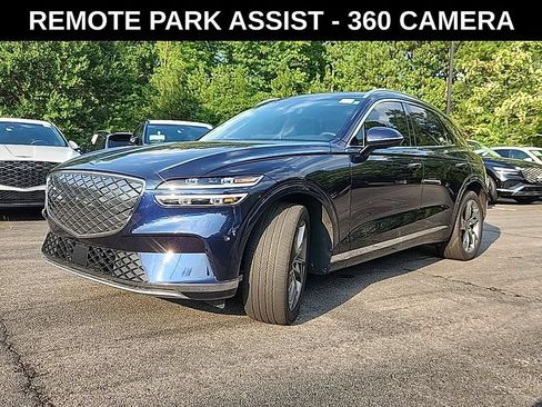Used 2025 Genesis Electrified GV70 AWD/4WD image 4