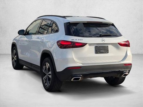 Certified 2026 Mercedes-Benz GLA 250 image 9