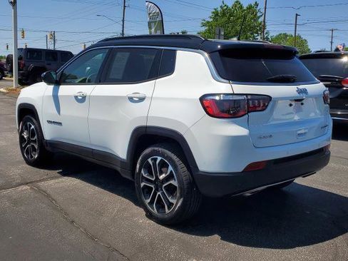 Used 2023 Jeep Compass Limited AWD/4WD image 4