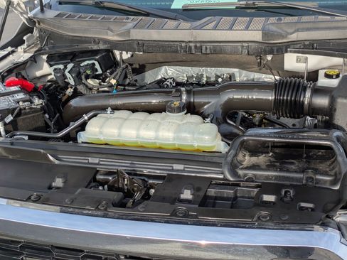 Used 2025 Ford F150 Lariat w/ Equipment Group 501A Mid image 33