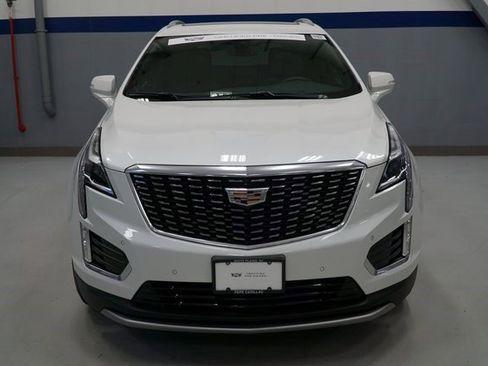 Certified 2022 Cadillac XT5 Premium Luxury image 12